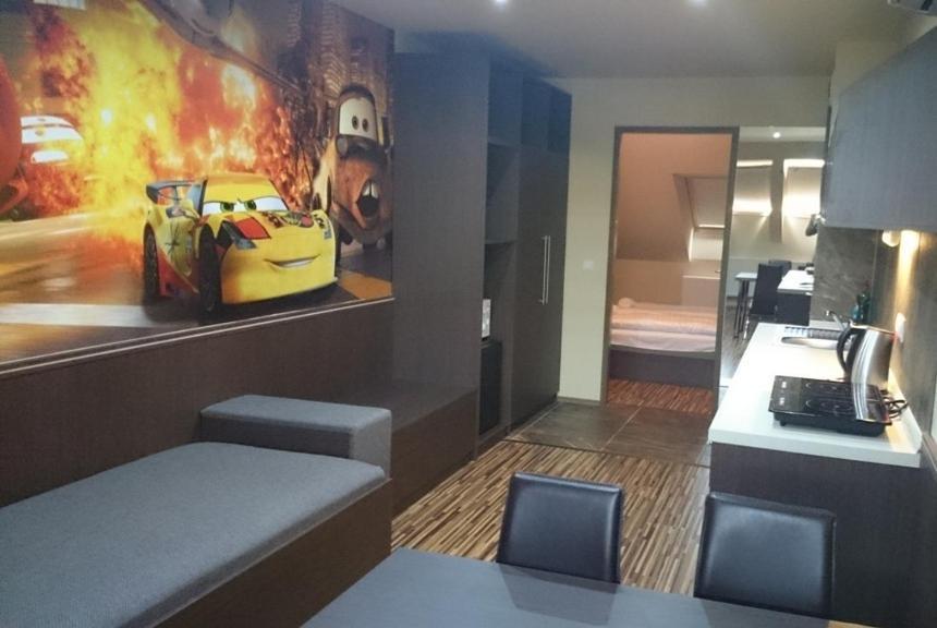 Corvin Apartman Gyula Ngoại thất bức ảnh