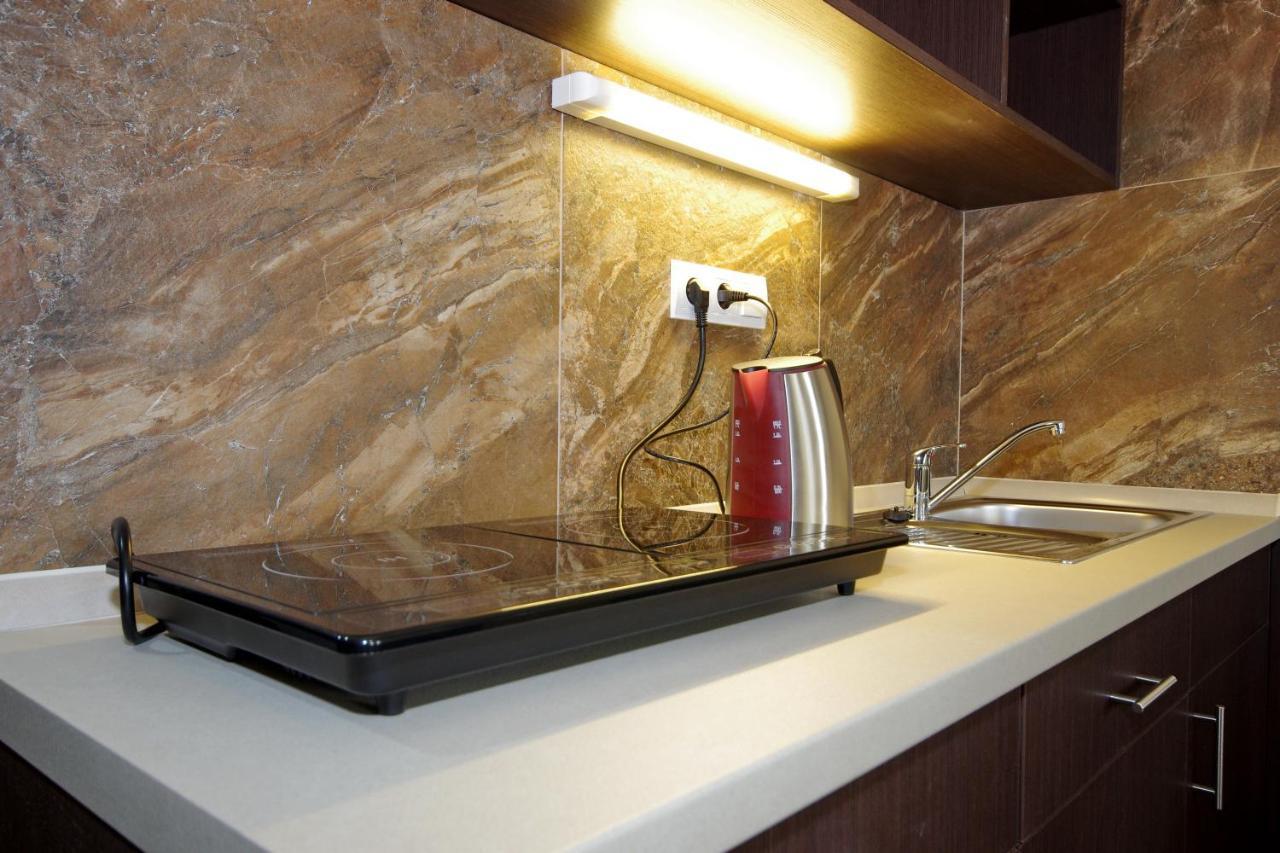 Corvin Apartman Gyula Ngoại thất bức ảnh
